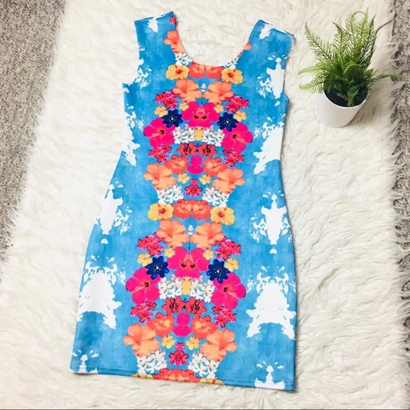 derek heart bodycon dress Maternity Skye Satin Floral Print Dress